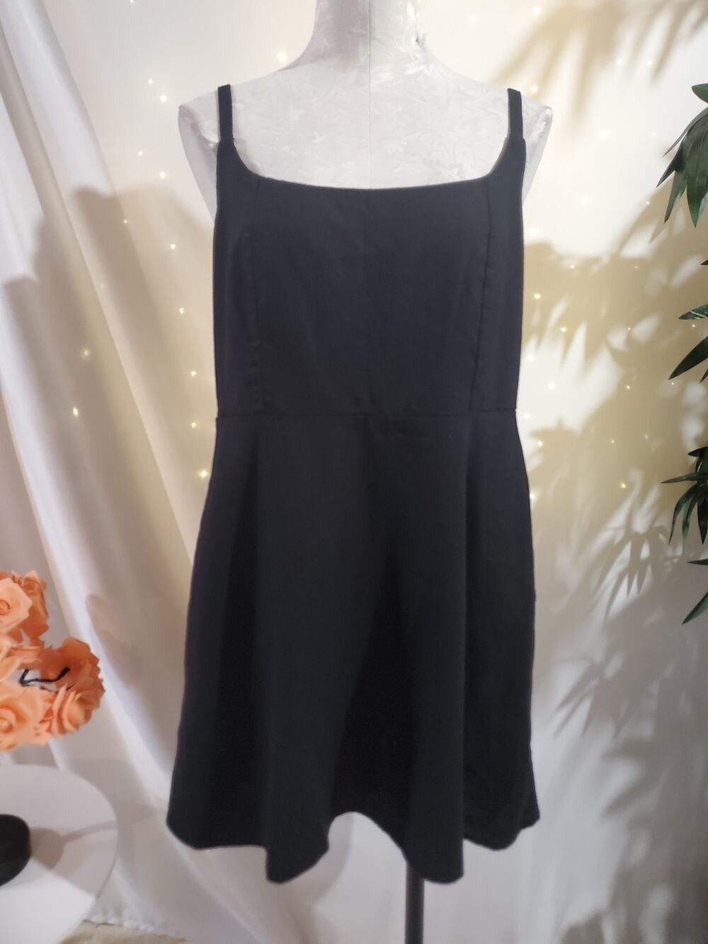Old Navy NWT Womens Linen Blend Mini Cami Dress Size LP Black Pockets Minimalist